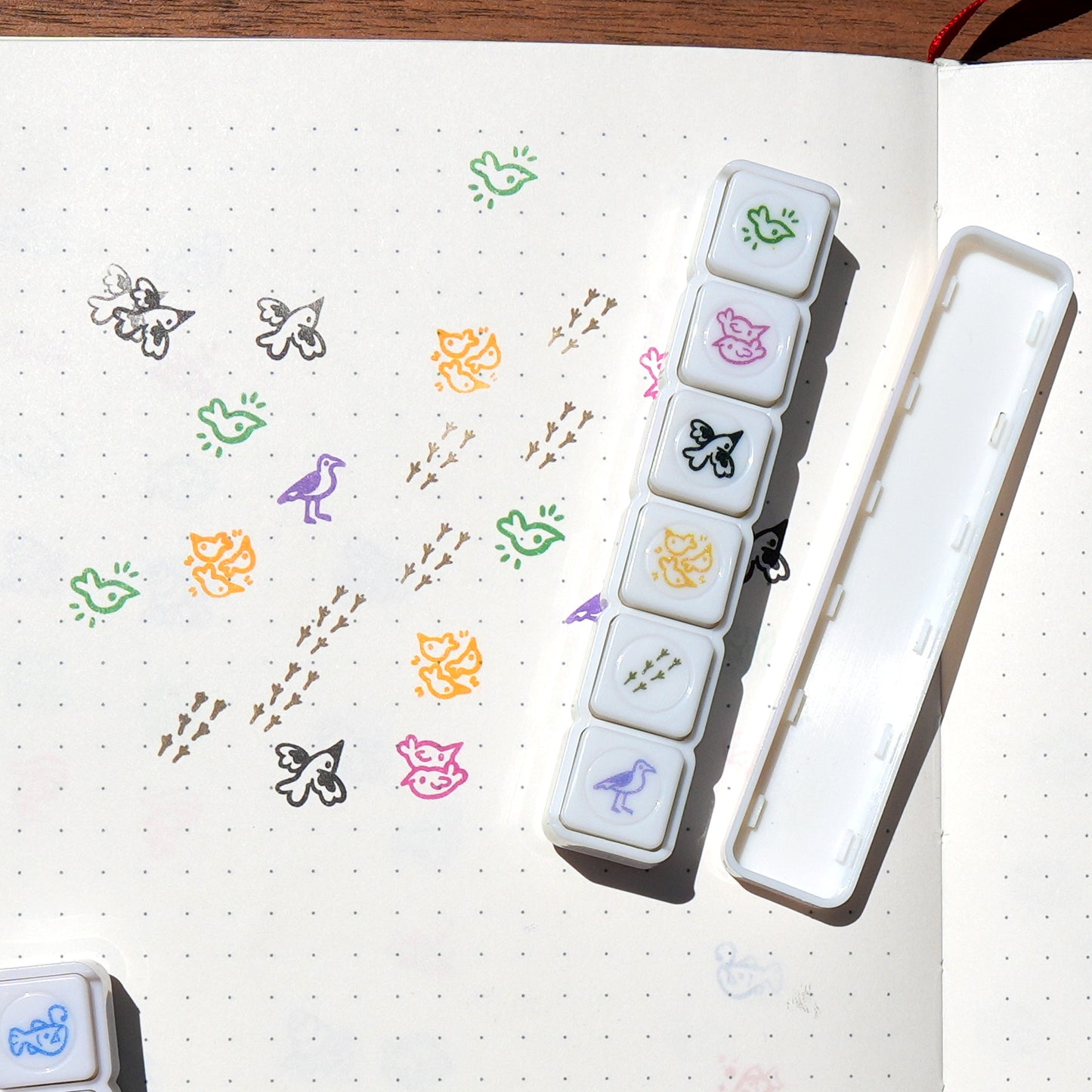 Pre-Inked Button Stamp Set - Birds